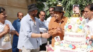 Dharmendra Happy Birthday: